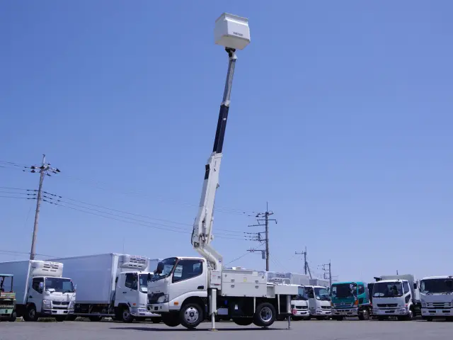 日野 デュトロ TPG-XZU600X(2WD)の写真5