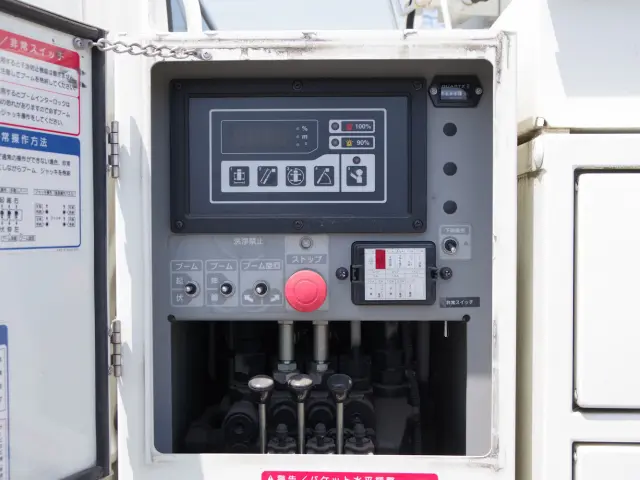 日野 デュトロ TPG-XZU600X(2WD)の写真12