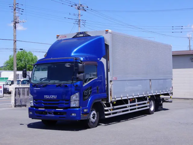 いすゞ フォワード QKG-FTR34T2(2WD)の写真1