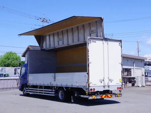 いすゞ フォワード QKG-FTR34T2(2WD)の写真3