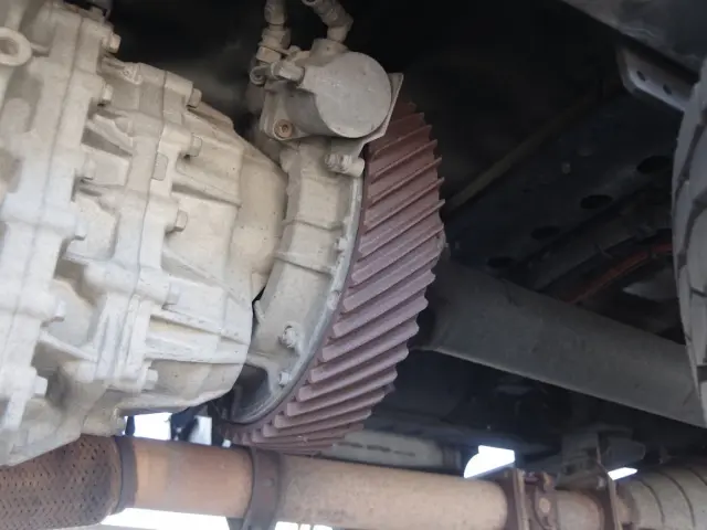いすゞ フォワード QKG-FTR34T2(2WD)の写真33