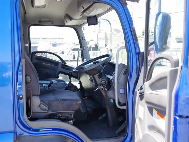 いすゞ フォワード QKG-FTR34T2(2WD)の写真39