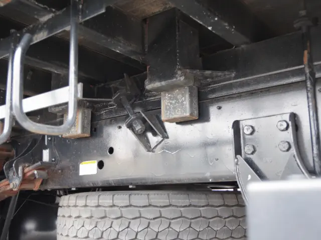 日野 レンジャー QPG-FE2AJAA(2WD)の写真6