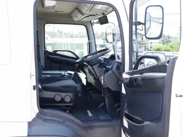 日野 レンジャー QPG-FE2AJAA(2WD)の写真31