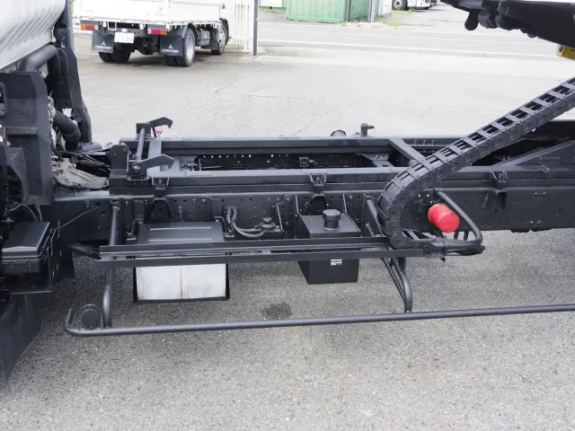 いすゞ エルフ TPG-NPR85AN改(2WD)の写真15