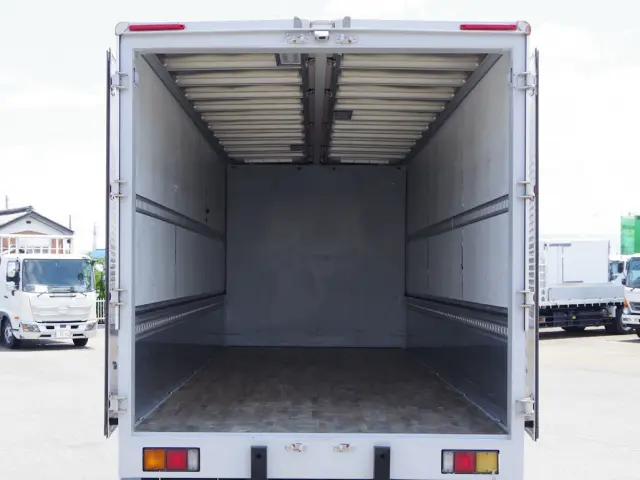 三菱 ファイター 2KG-FK64F(2WD)の写真5