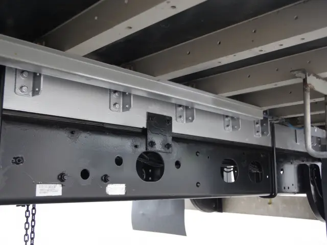 三菱 ファイター 2KG-FK64F(2WD)の写真6