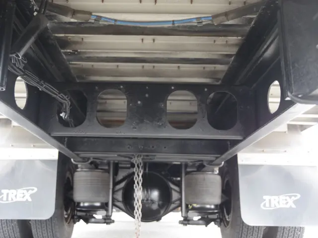 三菱 ファイター 2KG-FK64F(2WD)の写真9