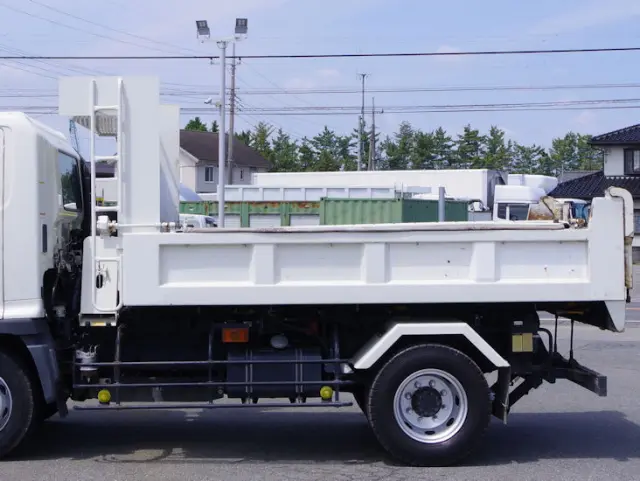 日野 レンジャー LKG-FJ7JDAA(2WD)の写真23