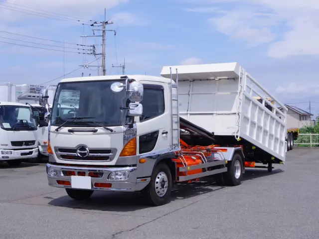 日野 レンジャー TKG-GD7JGAA(2WD)の写真1