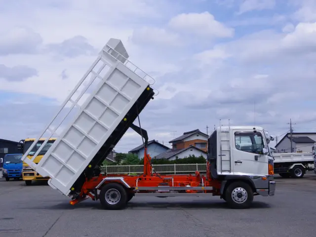 日野 レンジャー TKG-GD7JGAA(2WD)の写真9