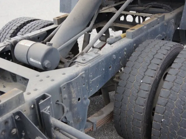 いすゞ エルフ TPG-NKR85AN(2WD)の写真7