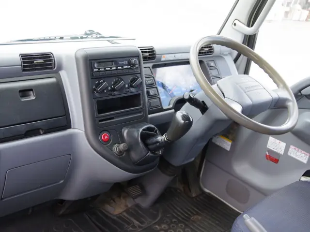 三菱 キャンター PDG-FE83DY(2WD)の写真32