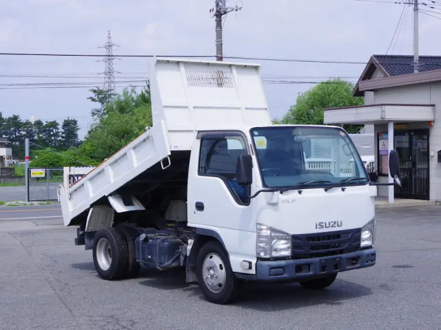 いすゞ エルフ TPG-NKR85AN(2WD)の写真2