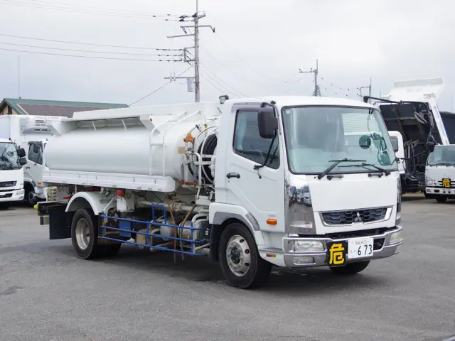 三菱 ファイター LKG-FK72FZ(2WD)の写真2