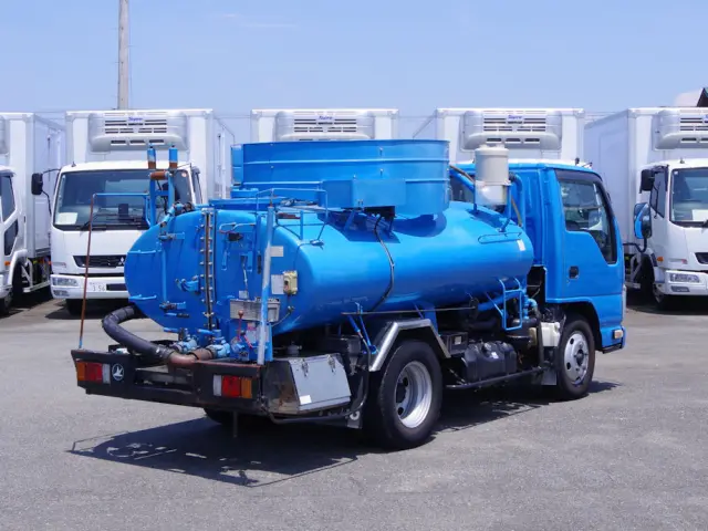 いすゞ エルフ TPG-NKR85AN(2WD)の写真4