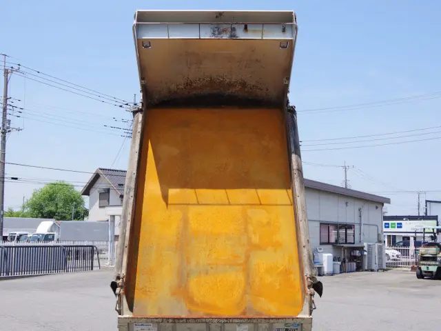 三菱 ファイター 2KG-FK62F(2WD)の写真5
