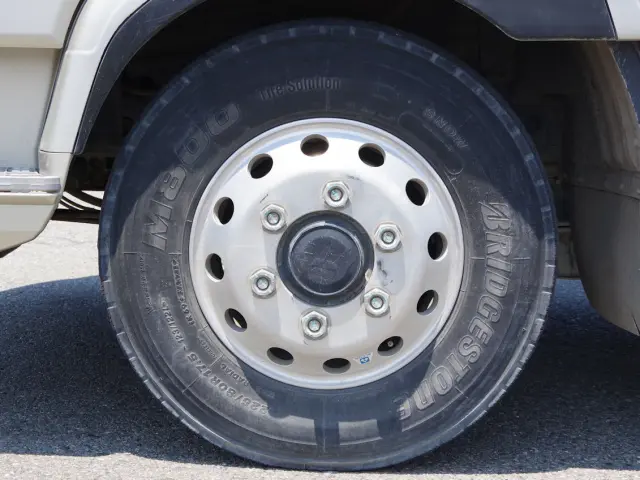 三菱 ファイター 2KG-FK62F(2WD)の写真15