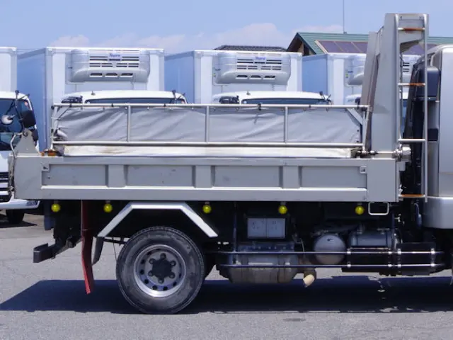 三菱 ファイター 2KG-FK62F(2WD)の写真18