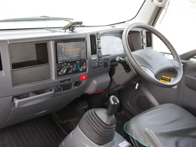 いすゞ エルフ TPG-NPR85AN改(2WD)の写真25
