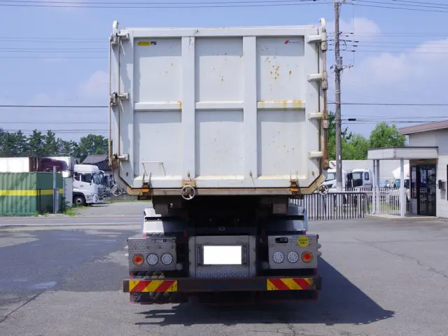 いすゞ ギガ 2PG-CYZ77C(6x4)の写真25
