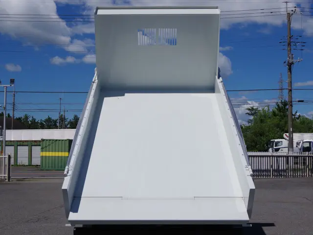 三菱 ファイター 2KG-FK62F(2WD)の写真5