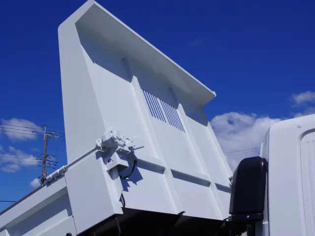 三菱 ファイター 2KG-FK62F(2WD)の写真10