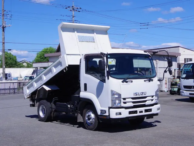 いすゞ フォワード 2RG-FRR90S1(2WD)の写真2