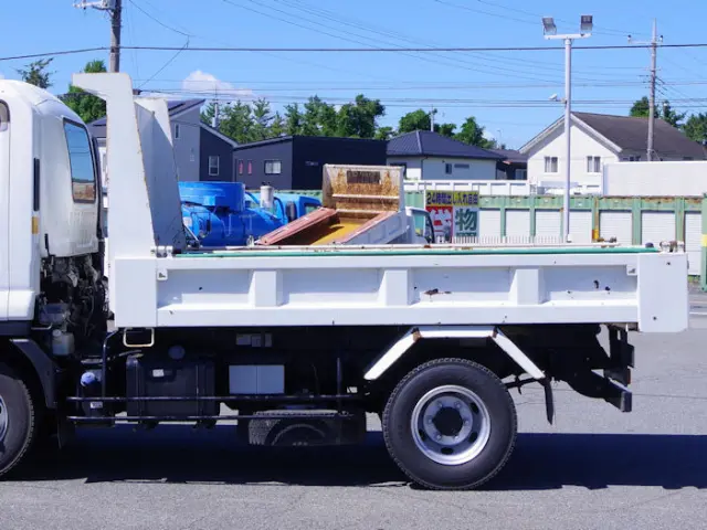 いすゞ フォワード 2RG-FRR90S1(2WD)の写真18