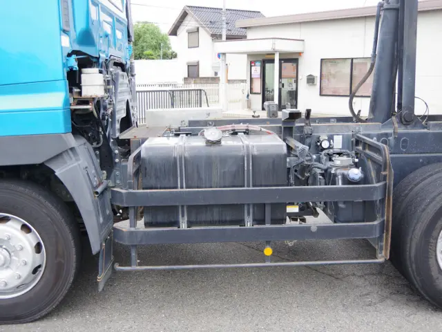 日野 プロフィア QKG-FS1EKDA(6x4)の写真14