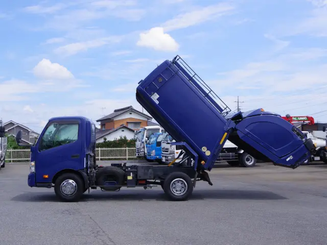 日野 デュトロ TKG-XZU700M(2WD)の写真9