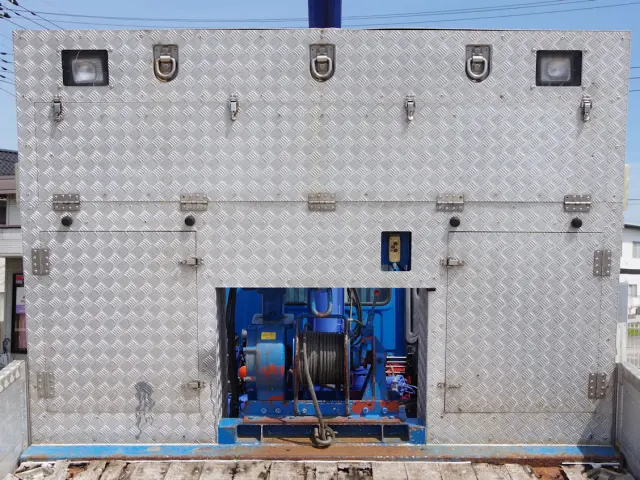 いすゞ ギガ QKG-CYJ77A(8x4)の写真14