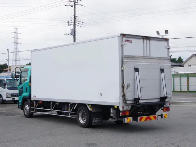 いすゞ フォワード TKG-FRR90S2(2WD)の写真3