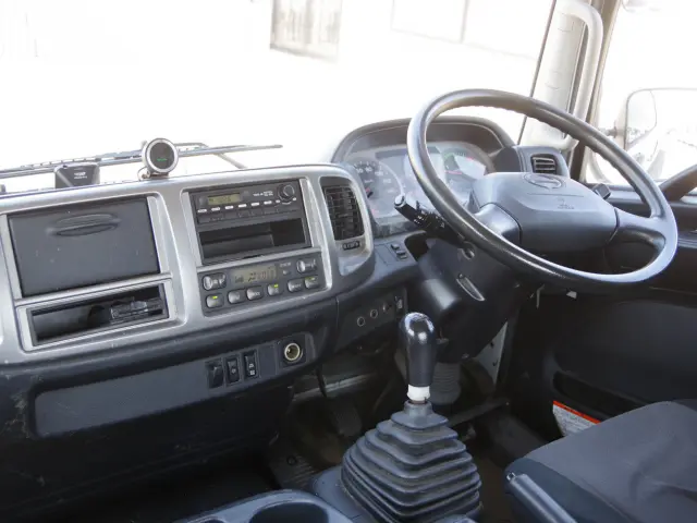 日野 レンジャー TKG-FD9JLAA(2WD)の写真31