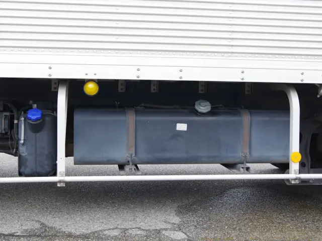 いすゞ フォワード 2RG-FRR90T2(2WD)の写真19