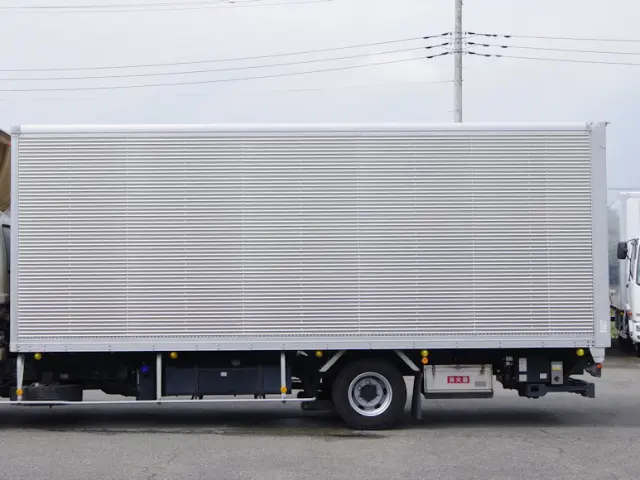 いすゞ フォワード 2RG-FRR90T2(2WD)の写真22