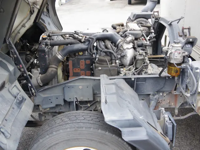 いすゞ フォワード 2RG-FRR90T2(2WD)の写真31