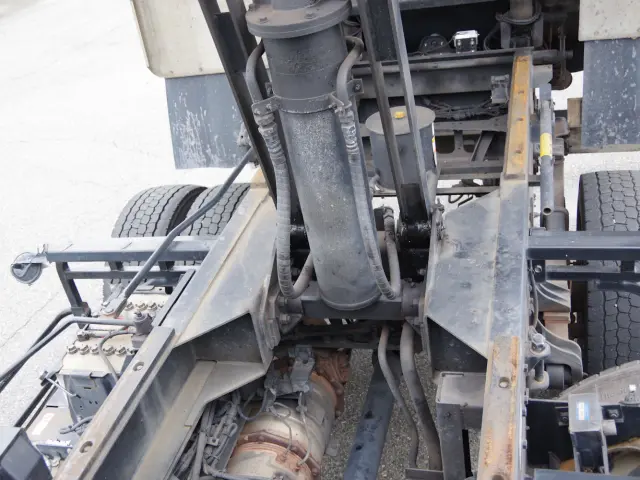 三菱 ファイター 2KG-FK62FZ(2WD)の写真8