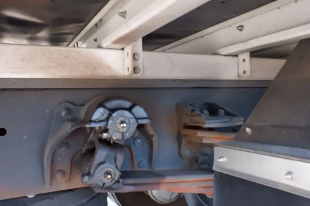 UD コンドル QKG-PK39LHの写真19