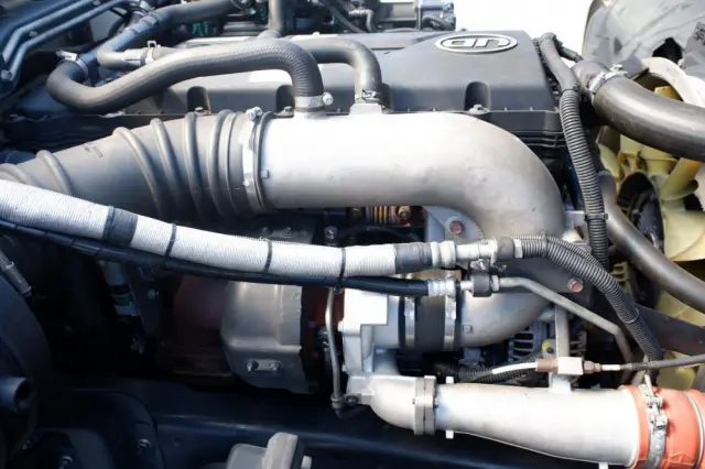 UD コンドル QKG-PK39LHの写真34