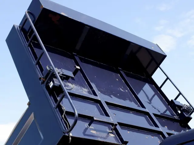 日野 レンジャー LKG-FJ7JDAAの写真26