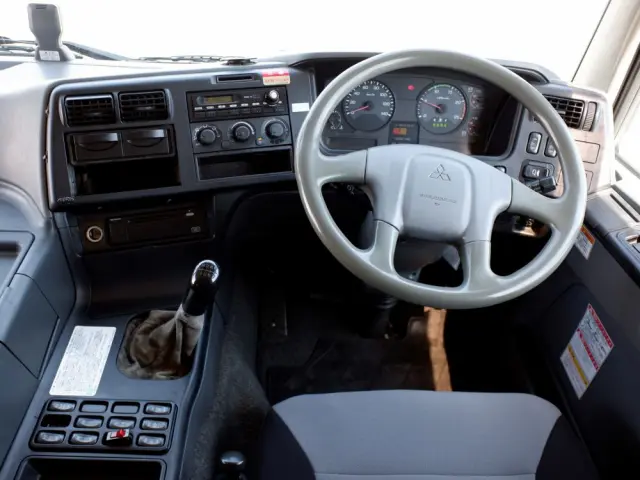 三菱 スーパーグレート QKG-FV54VZの写真17