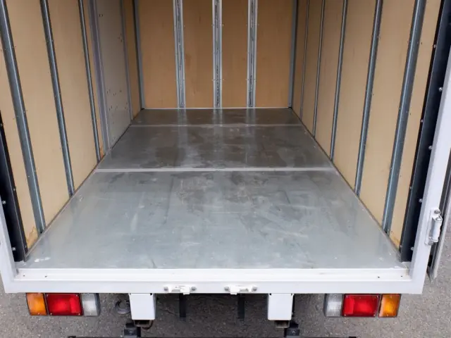 日産 アトラス KC-AKS71GR(4WD)の写真11