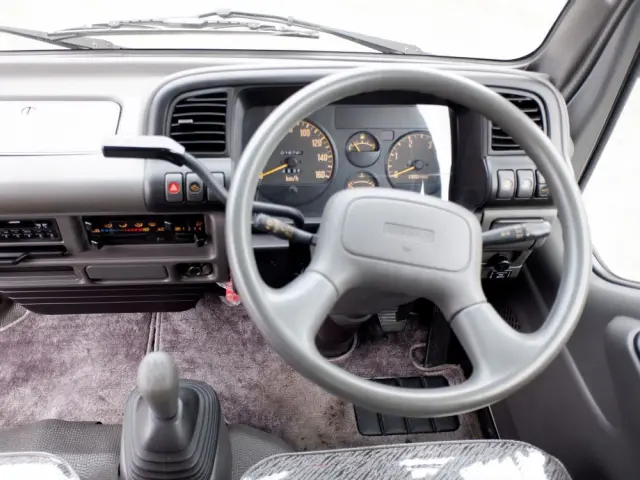 日産 アトラス KC-AKS71GR(4WD)の写真19