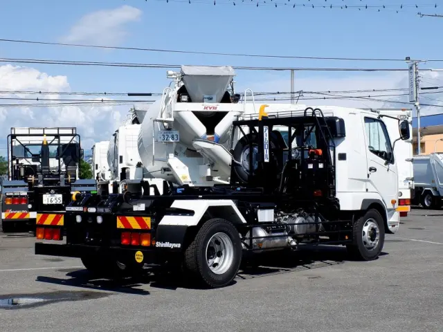 三菱 ファイター 2KG-FK62FZの写真7