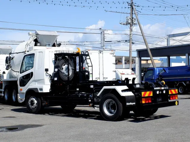 三菱 ファイター 2KG-FK62FZの写真8