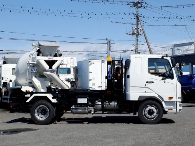 三菱 ファイター 2KG-FK62FZの写真10