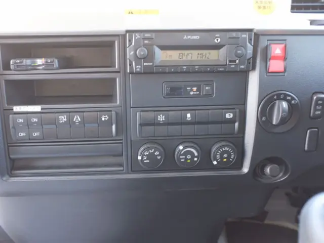 三菱 ファイター 2KG-FK62FZの写真24