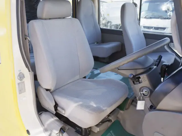 日野 リエッセⅡ KK-BB58M(4WD)の写真15