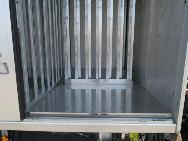 日野 レンジャー TKG-FC9JGAAの写真16